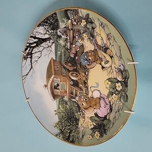 Limited Edition 7500 PenDelfin Caravan by Doreen Noel Roberts Plate